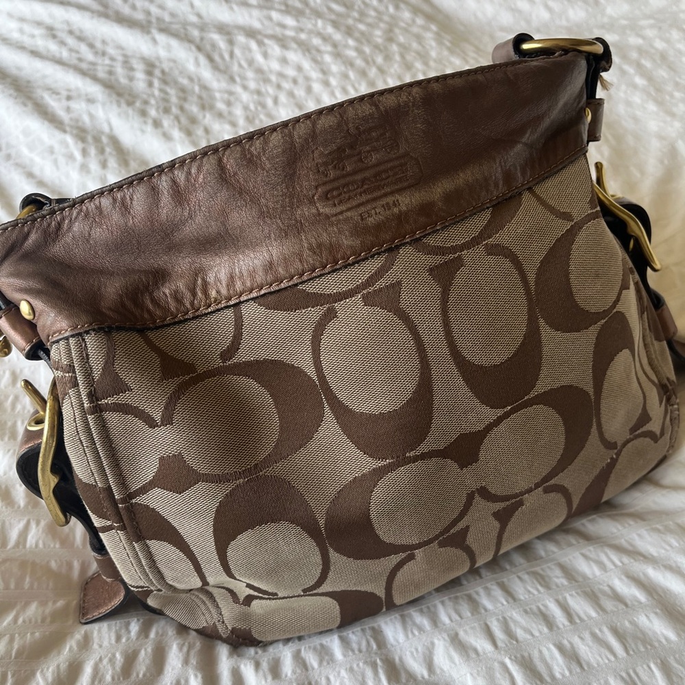 Coach shoulder bag